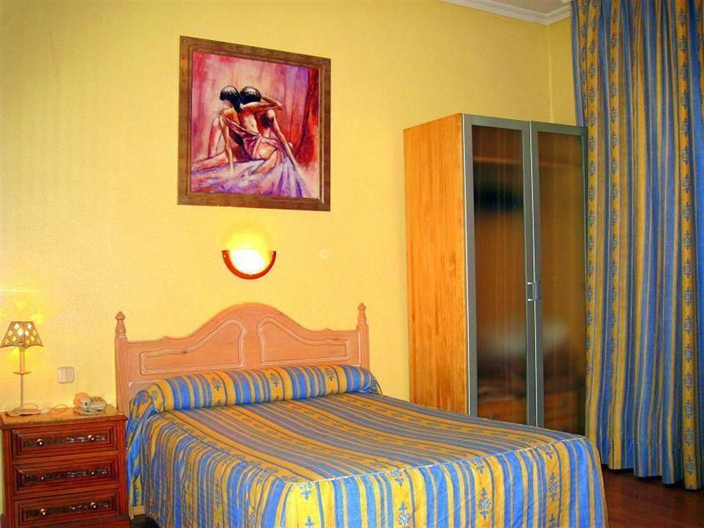 Ch Plaza D'Ort Rooms IV Madrid Dış mekan fotoğraf