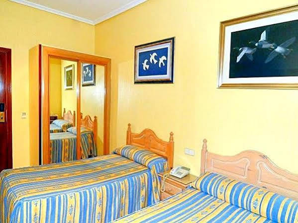 Ch Plaza D'Ort Rooms IV Madrid Dış mekan fotoğraf
