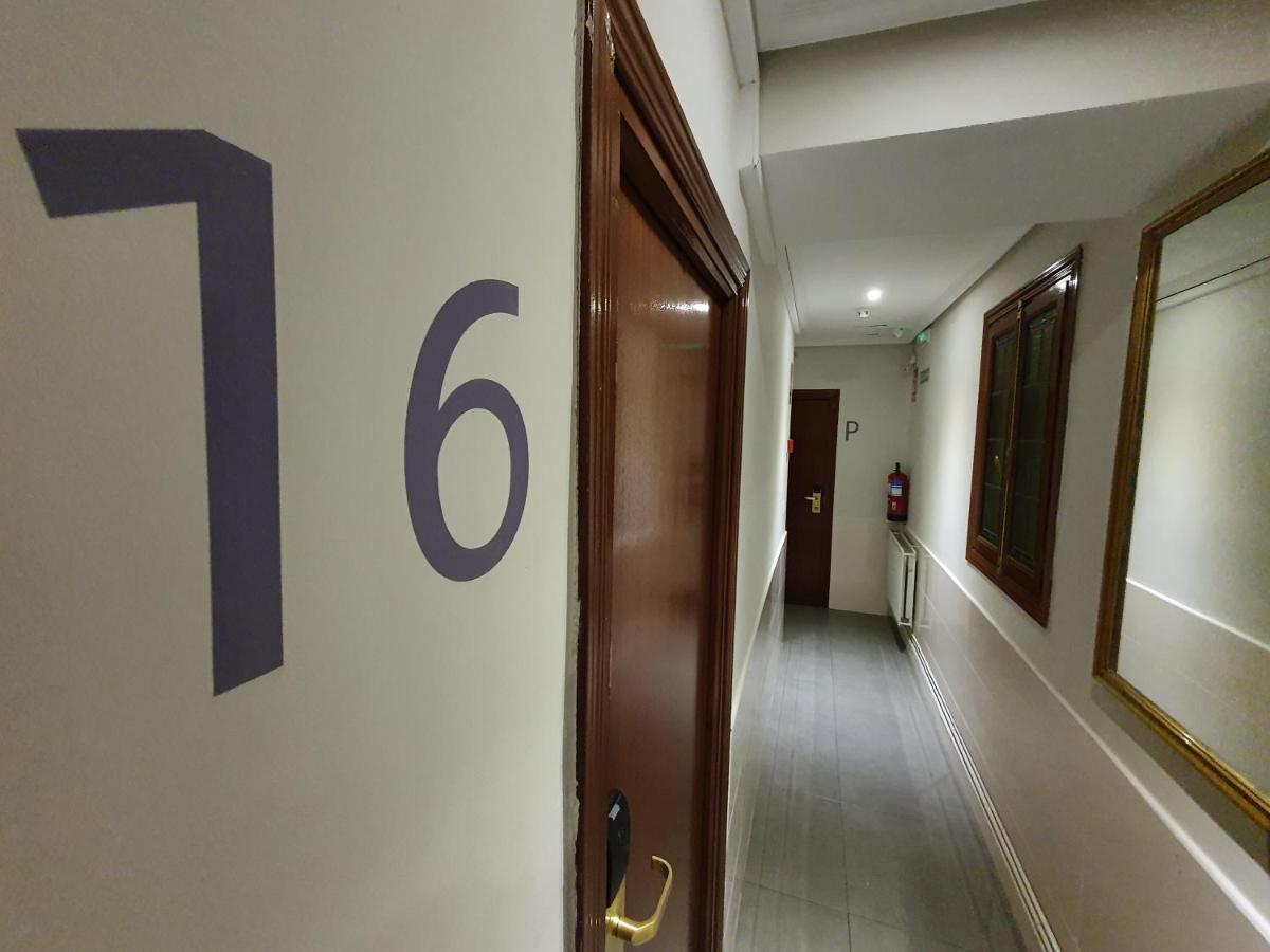 Ch Plaza D'Ort Rooms IV Madrid Dış mekan fotoğraf