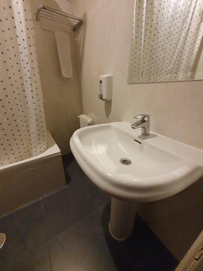 Ch Plaza D'Ort Rooms IV Madrid Dış mekan fotoğraf